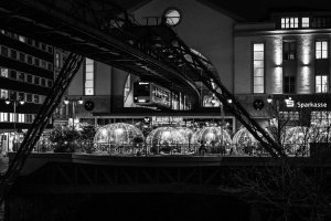 60 seconds from Wuppertal to Napoli...