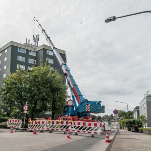 Aufgrund von Arbeiten an der Mobilfunkanlage auf dem Dach des Gebäudes Gartenstraße 6 kam es am Dienstag, 3. September zu einer Vollsperrung der Gartenstraße.